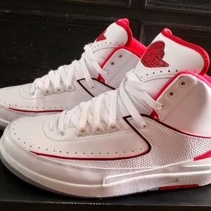 AIR JORDAN 2 RETRO size 10.5